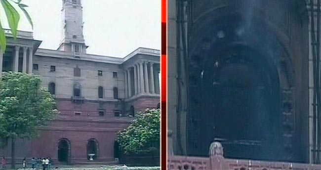 नार्थ ब्‍लॉक में गृह मंत्रालय के दफ्तर में लगी आग