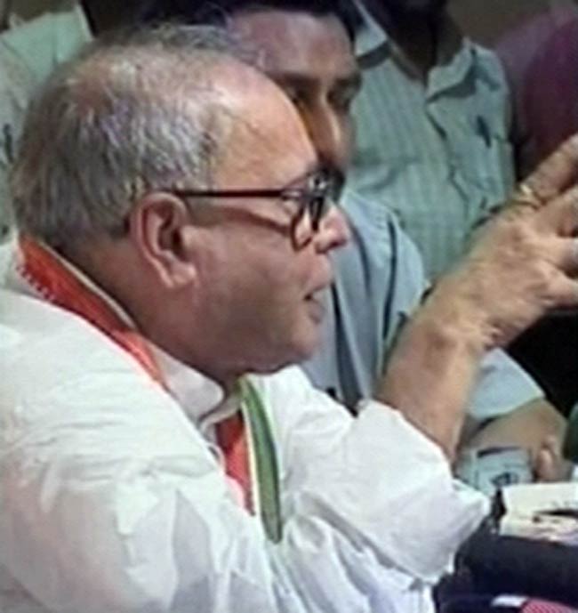 14 जून 2012: तस्‍वीरों में देखें दिनभर की अहम खबरें | पढ़ें