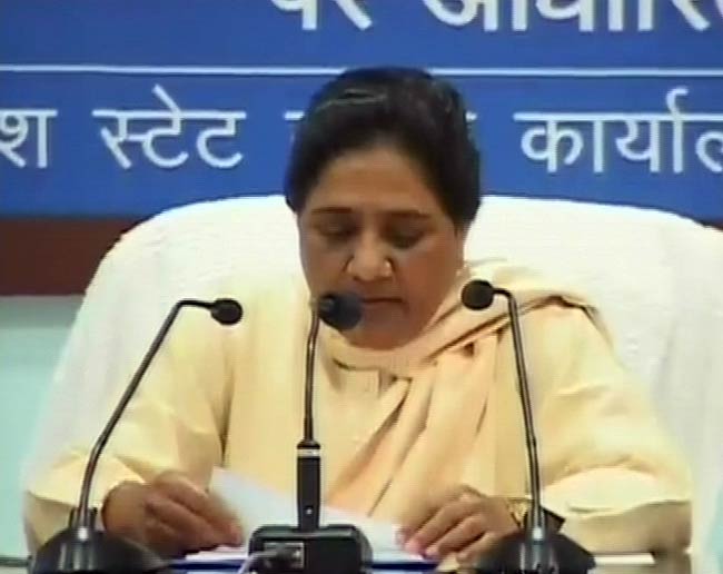 15 जून 2012: तस्‍वीरों में देखें दिनभर की अहम खबरें | पढ़ें