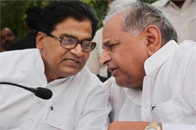 14 जून 2012: तस्‍वीरों में देखें दिनभर की अहम खबरें | पढ़ें