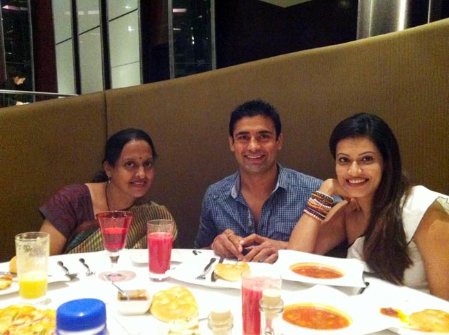 बिंदास अभिनेत्री पायल रोहतगी की शोख अदाएं... | 'Hot-Hot'