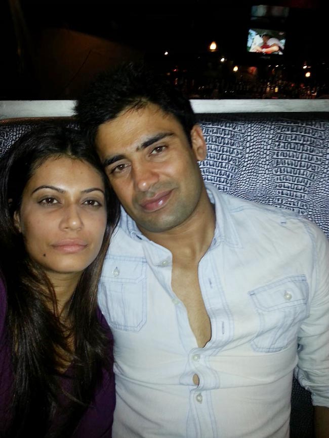 बिंदास अभिनेत्री पायल रोहतगी की शोख अदाएं... | 'Hot-Hot'