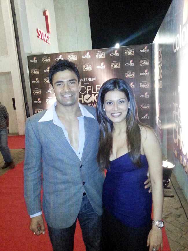 बिंदास अभिनेत्री पायल रोहतगी की शोख अदाएं... | 'Hot-Hot'