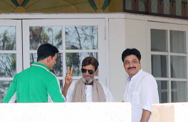 अभिनेता राजेश खन्‍ना को अस्‍पताल से मिली छुट्टी