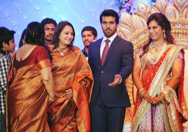 चिरंजीवी के बेटे रामचरन तेजा की शादी का एलबम