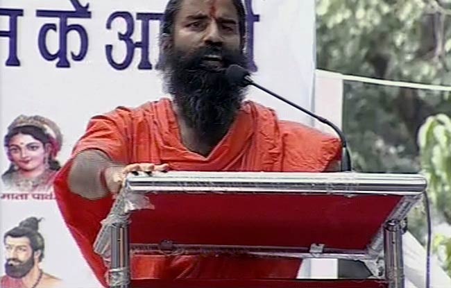 03 जून 2012: तस्‍वीरों में दिनभर की बड़ी खबरें | पढ़ें