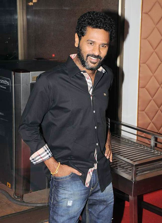 'राउडी राठौर' की सक्सेस पार्टी  | अनदेखी सोनाक्षी