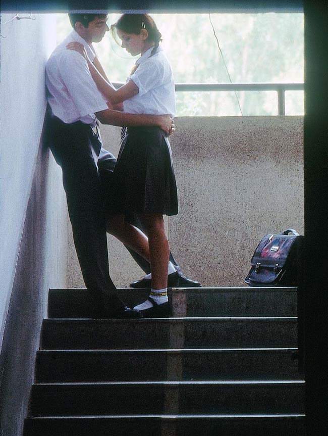 जी का जंजाल न बन जाए कम उम्र में 'संबंध' | संबंधों की हकीकत