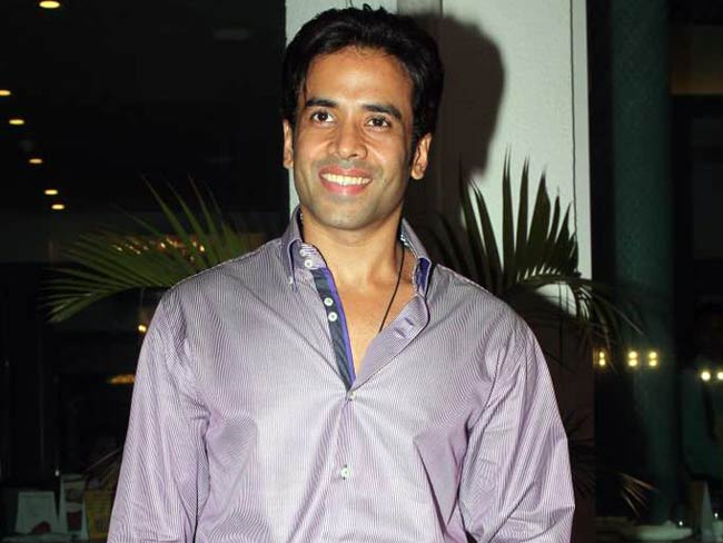 'फरारी की सवारी' की सक्सेस पार्टी | प्रीमियर पर सितारे