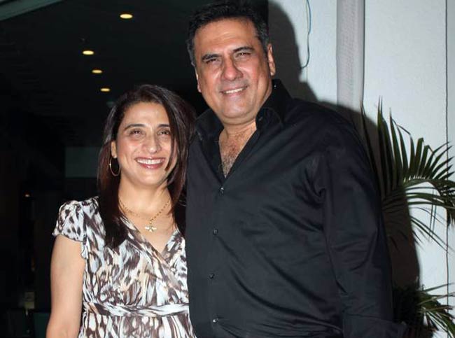 'फरारी की सवारी' की सक्सेस पार्टी | प्रीमियर पर सितारे