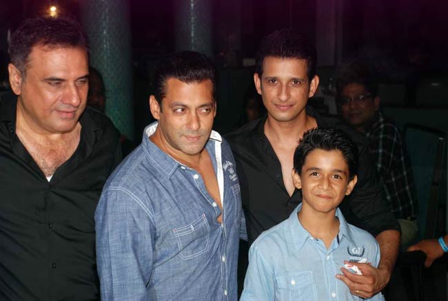 'फरारी की सवारी' की सक्सेस पार्टी | प्रीमियर पर सितारे