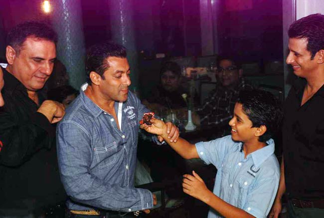 'फरारी की सवारी' की सक्सेस पार्टी | प्रीमियर पर सितारे