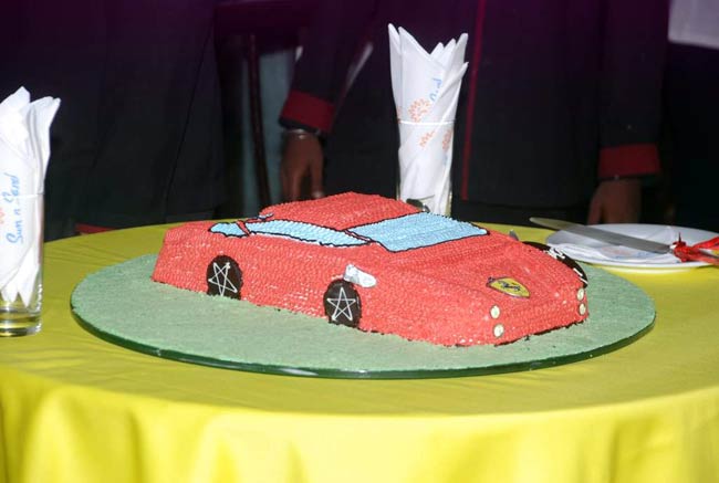 'फरारी की सवारी' की सक्सेस पार्टी | प्रीमियर पर सितारे