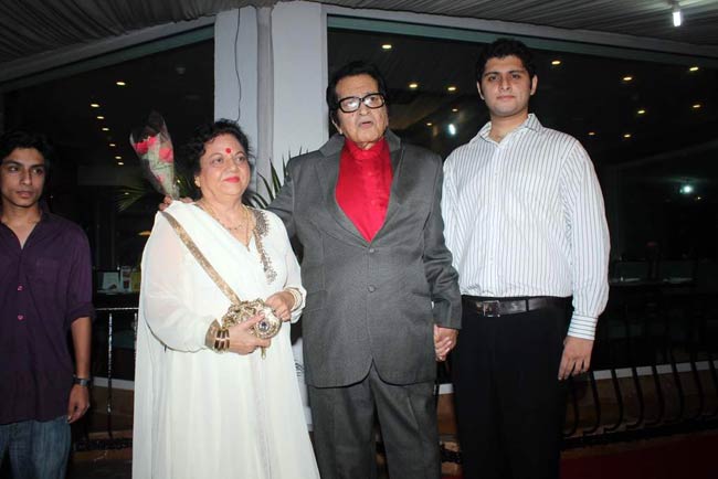 'फरारी की सवारी' की सक्सेस पार्टी | प्रीमियर पर सितारे