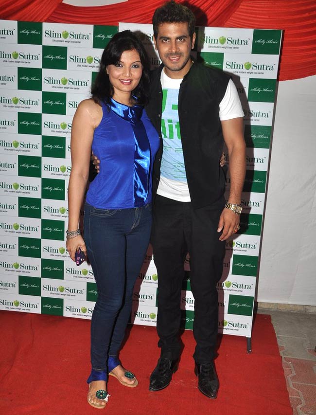 स्लिम सूत्र लांच के मौके की रंगीनियां...  | बॉलीवुड परियां