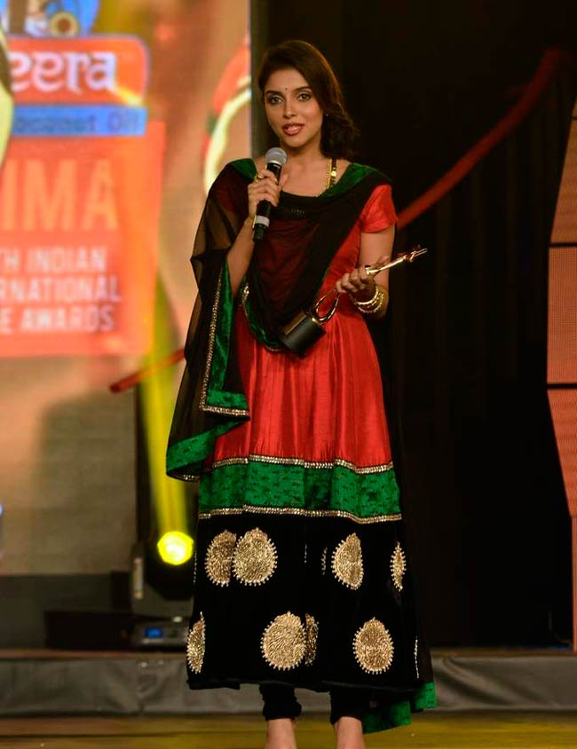 SIIA 2012 में सितारों का जलवा | दक्षिण का जलवा