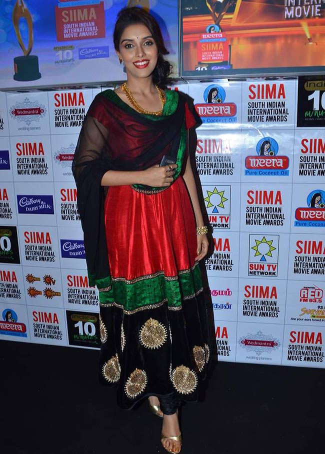 SIIA 2012 में सितारों का जलवा | दक्षिण का जलवा