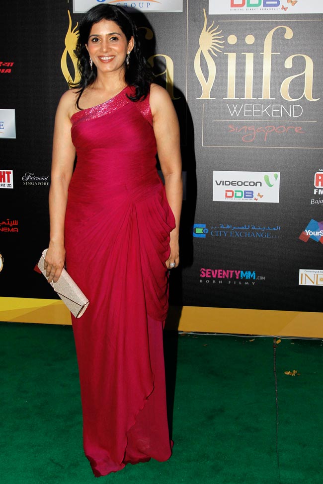 सितारों के नाम IIFA 2012 की शाम  | बॉलीवुड परियां