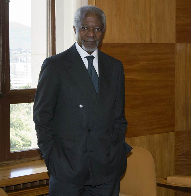 08 जून 2012: तस्वीरों में दिनभर की बड़ी खबरें | पढ़ें