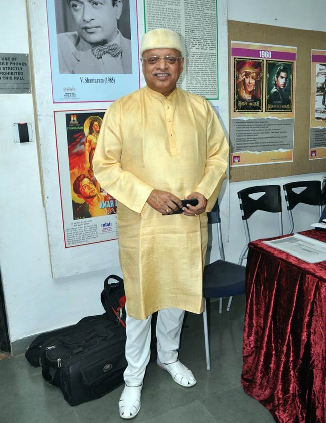 'सिनेमा 100' के लिए जुटे सितारे | 2012: आने वाली फिल्में