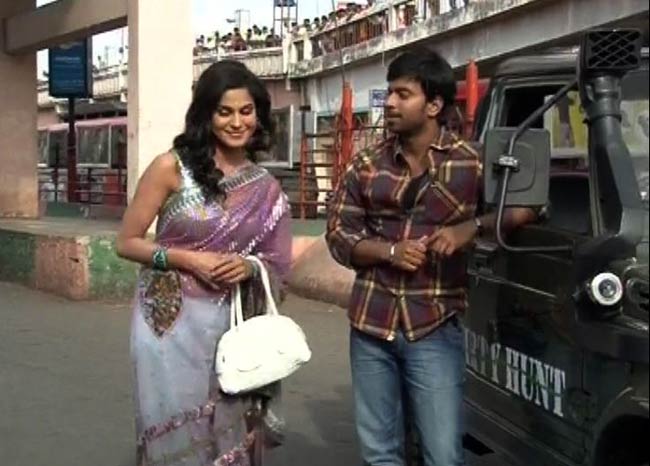 ‘डर्टी पिक्चर’ के कन्नड़ रीमेक में वीना मलिक |  विवादित फोटो