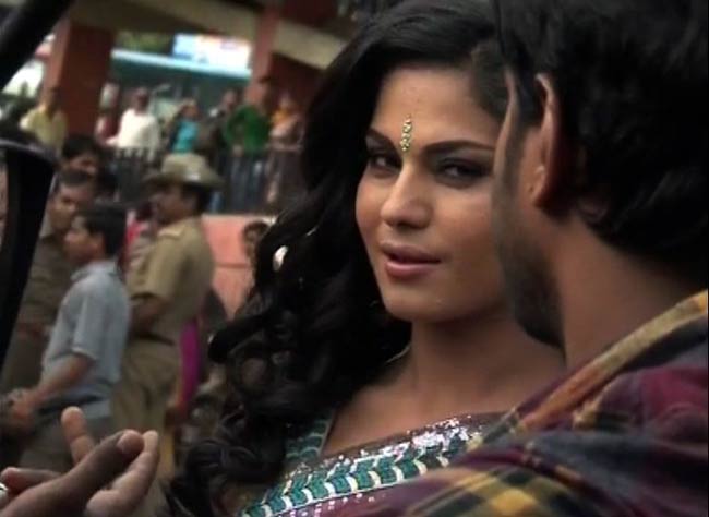 ‘डर्टी पिक्चर’ के कन्नड़ रीमेक में वीना मलिक |  विवादित फोटो