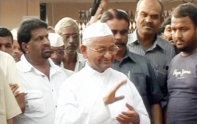 तस्‍वीरों में बीते सप्‍ताह की बहुचर्चित खबरें