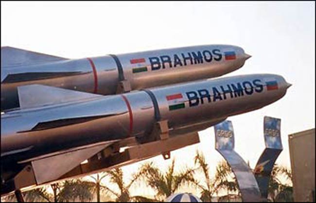 तस्‍वीरों में बीते सप्‍ताह की बहुचर्चित खबरें