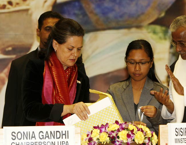 अगाथा संगमा को जन्‍मदिन की शुभकामनाएं