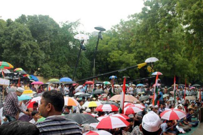 अन्‍ना हुए सख्‍त, पीएम से भी नहीं बात करेंगे | अनशन जारी