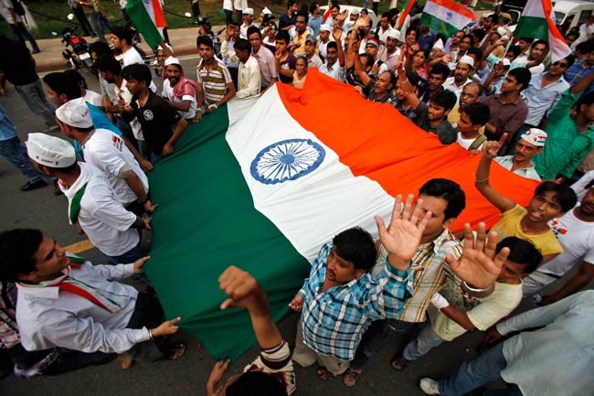 अनशन पर अन्‍ना, आंदोलनकारियों में जोश | फोटो: 4th Day