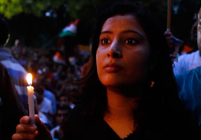 अनशन पर अन्‍ना, आंदोलनकारियों में जोश | फोटो: 4th Day