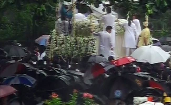 राजेश खन्ना का अंतिम सफर | अनदेखी तस्वीरें