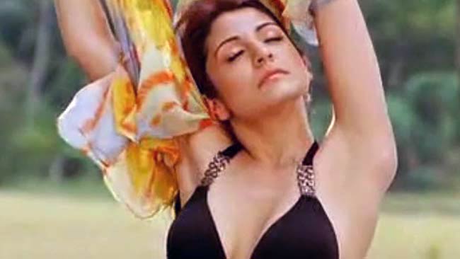 जॉन-अनुष्का को बेस्ट बिकनी बॉडी का खिताब | हसीनाएं