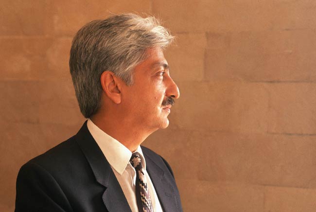 जानिए भारत के बिल गेट्स कहलाने वाले अजीम प्रेमजी के बारे में