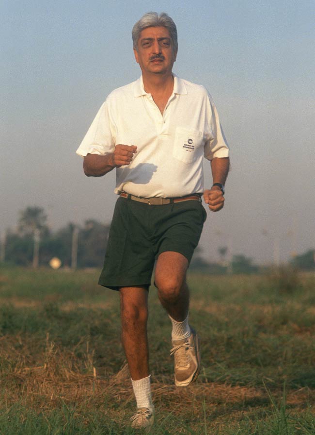 जानिए भारत के बिल गेट्स कहलाने वाले अजीम प्रेमजी के बारे में