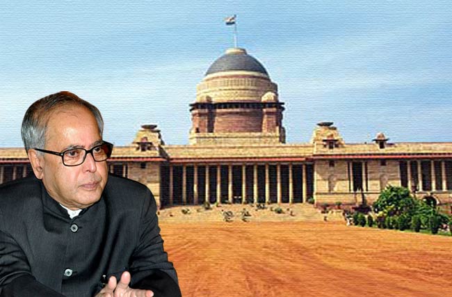 13वें राष्ट्रपति प्रणब मुखर्जी ने ली शपथ