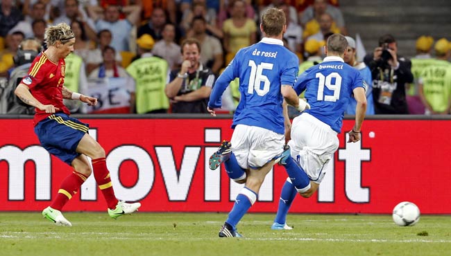 यूरो 2012: तस्वीरों में देखें कैसे चैंपियन बना स्पेन | खेल के दीवाने