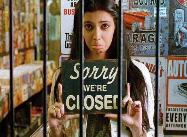 सैफ-दीपिका की 'कॉकटेल' का फर्स्ट लुक  | प्रमोशन पर जुटे सितारे