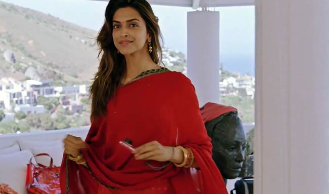 सैफ-दीपिका की 'कॉकटेल' का फर्स्ट लुक  | प्रमोशन पर जुटे सितारे