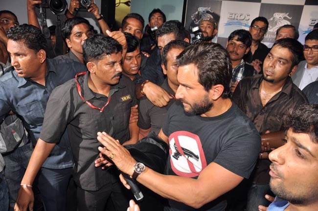 'कॉकटेल' प्रमोशन में जुटी सैफ-दीपिका-डायना की तिकड़ी