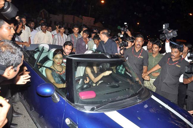 'कॉकटेल' प्रमोशन में जुटी सैफ-दीपिका-डायना की तिकड़ी