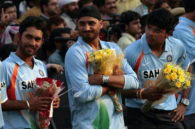 टीम इंडिया के 'टर्बनेटर' को 100वें टेस्ट की बधाई | सचिन पर विशेष