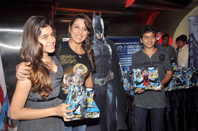 'द डार्क नाइट राइजेज' का धमाकेदार प्रीमियर | 'कॉकटेल' की धूम 