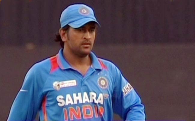 21 जुलाई 2012: तस्वीरों में दिनभर की बड़ी खबरें | पढ़ें