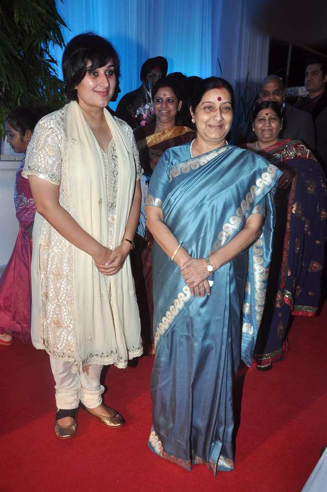 ईशा देओल-भरत तख्तानी की रिसेप्शन पार्टी  | शादी का एलबम