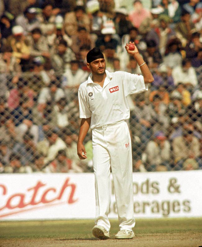 टीम इंडिया के 'टर्बनेटर' को 100वें टेस्ट की बधाई | सचिन पर विशेष