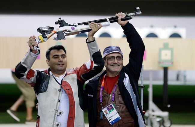 गगन ने चूमा 'गगन', मुक्केबाजी- हॉकी में मिली हार