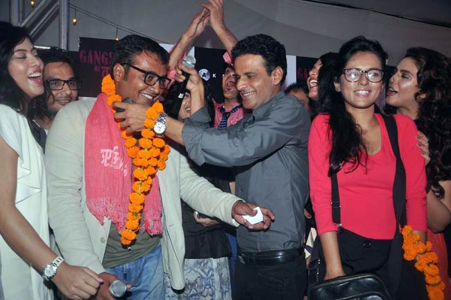 ‘गैंग्स ऑफ वासेपुर’ की सक्सेस पार्टी का धमाल  | कान्‍स में 'गैंग्स...