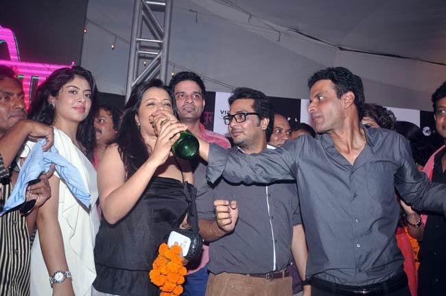 ‘गैंग्स ऑफ वासेपुर’ की सक्सेस पार्टी का धमाल  | कान्‍स में 'गैंग्स...